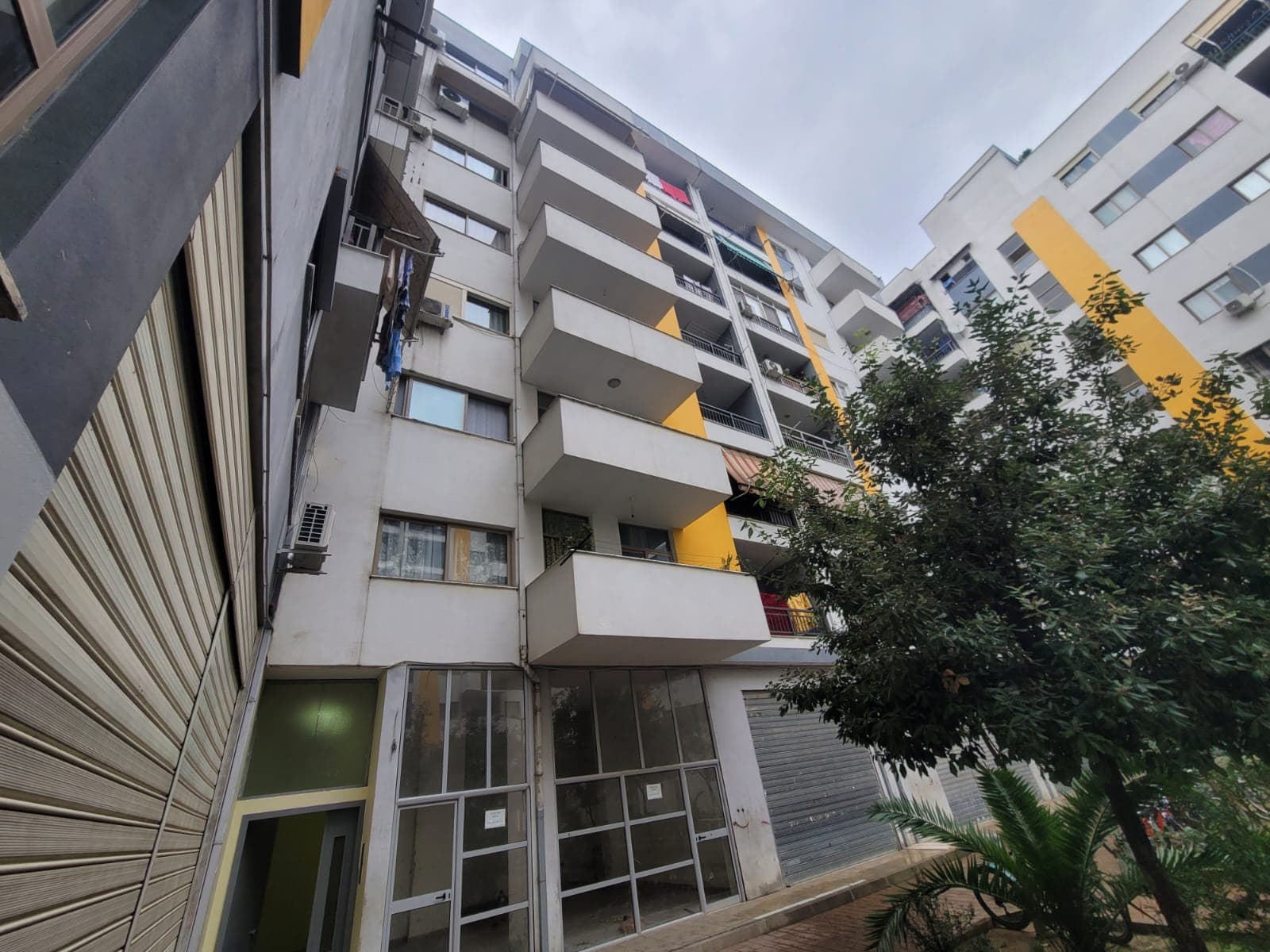 Apartament ne Astir