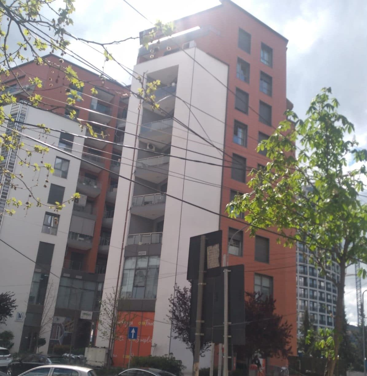 Shitet Apartament