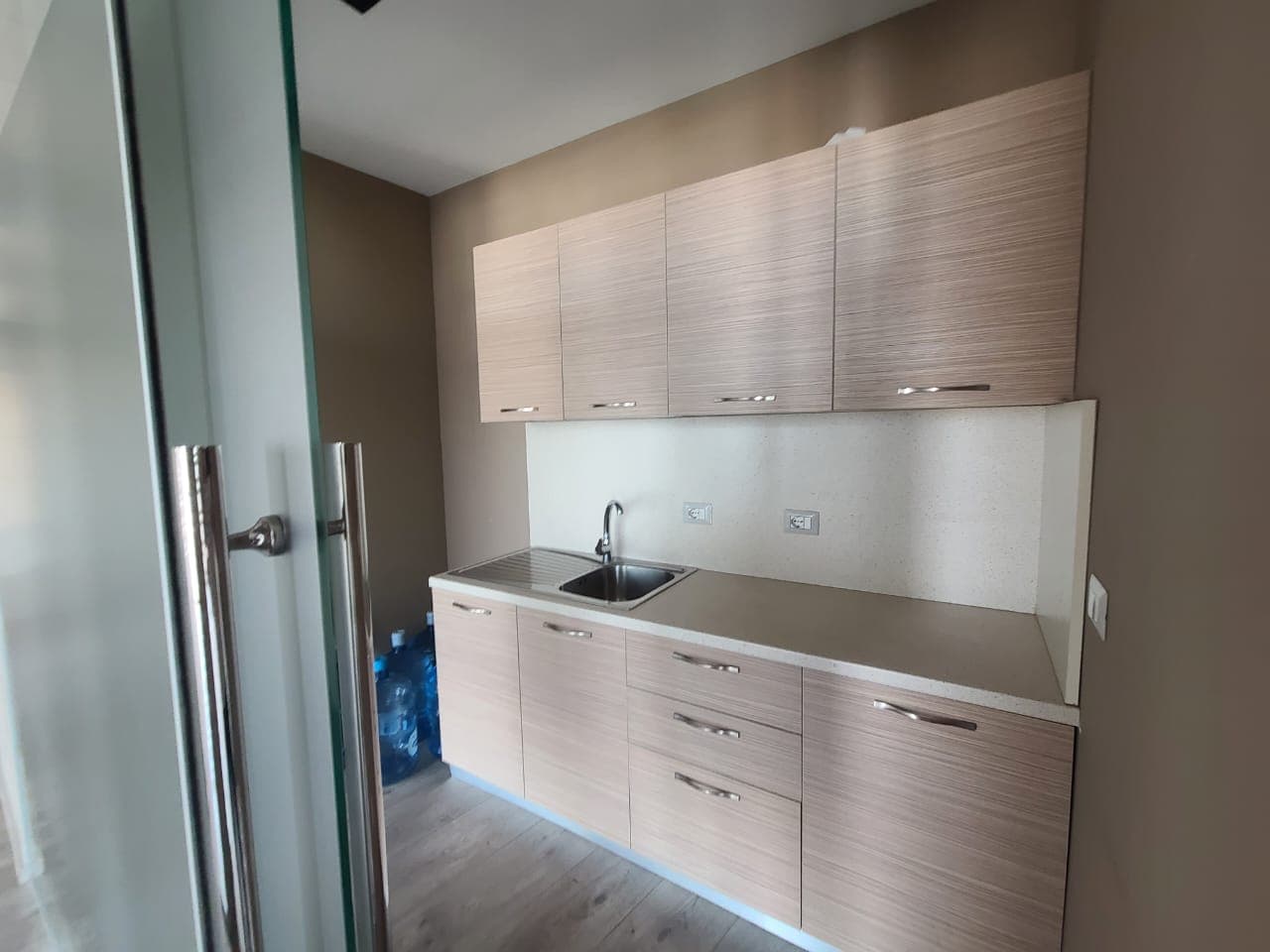 Shitet Apartament 4