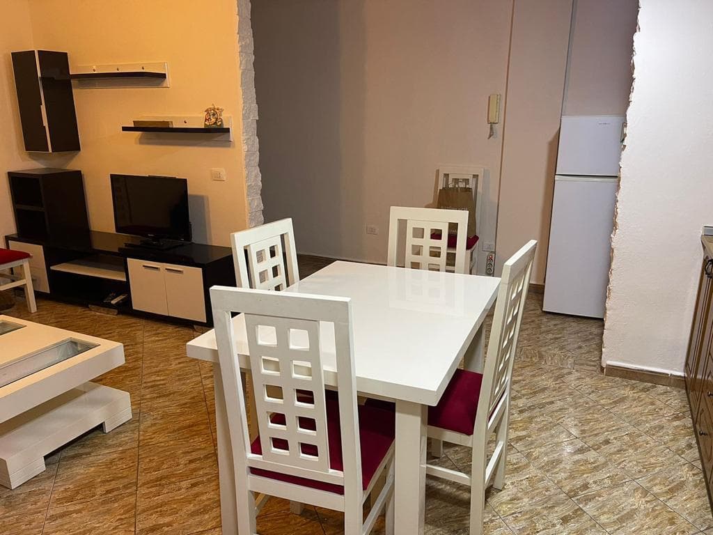 Apartament me Qera 3