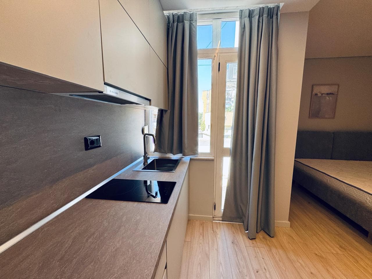 3 Garsoniere per AirBnB