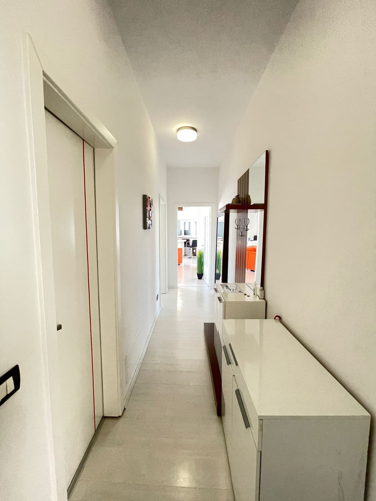 Shitet Apartament 2+1 4