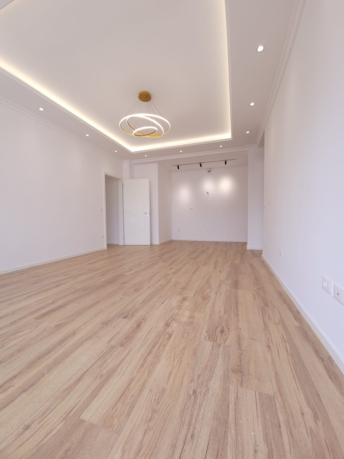 Apartament 4