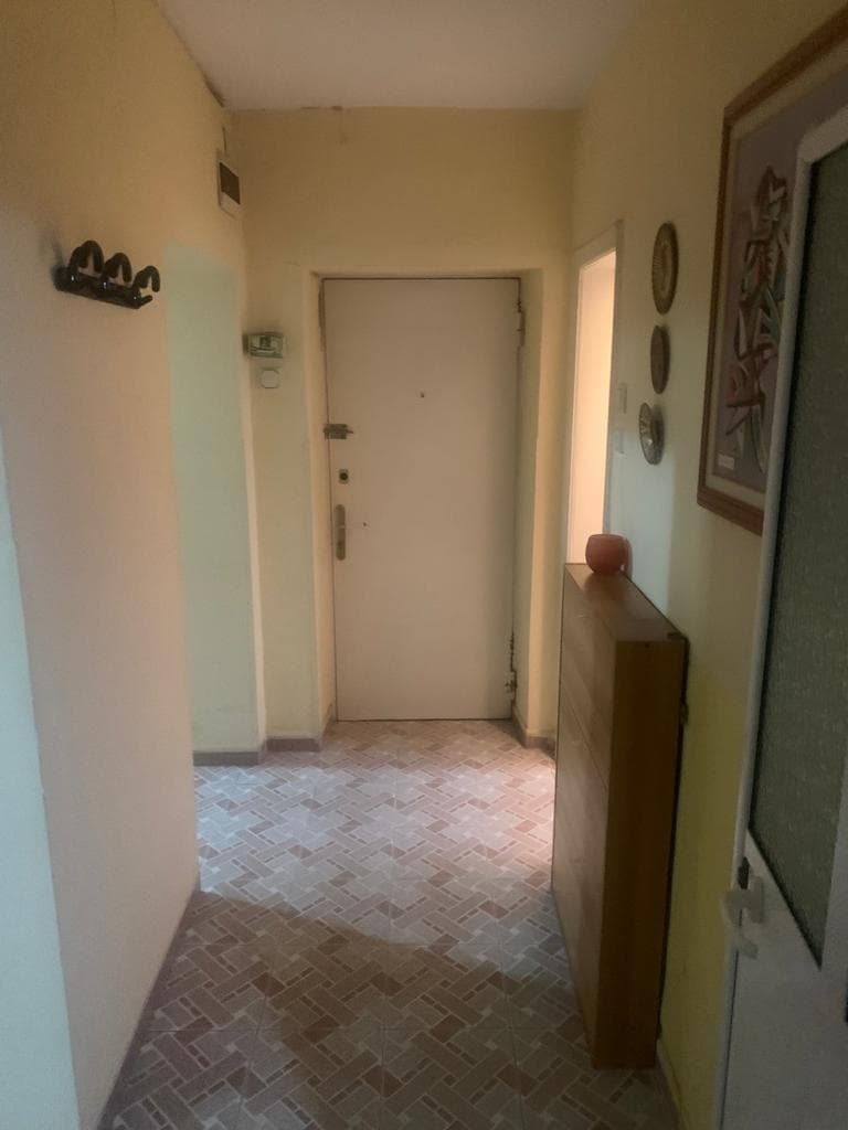 Shitet Apartament 3