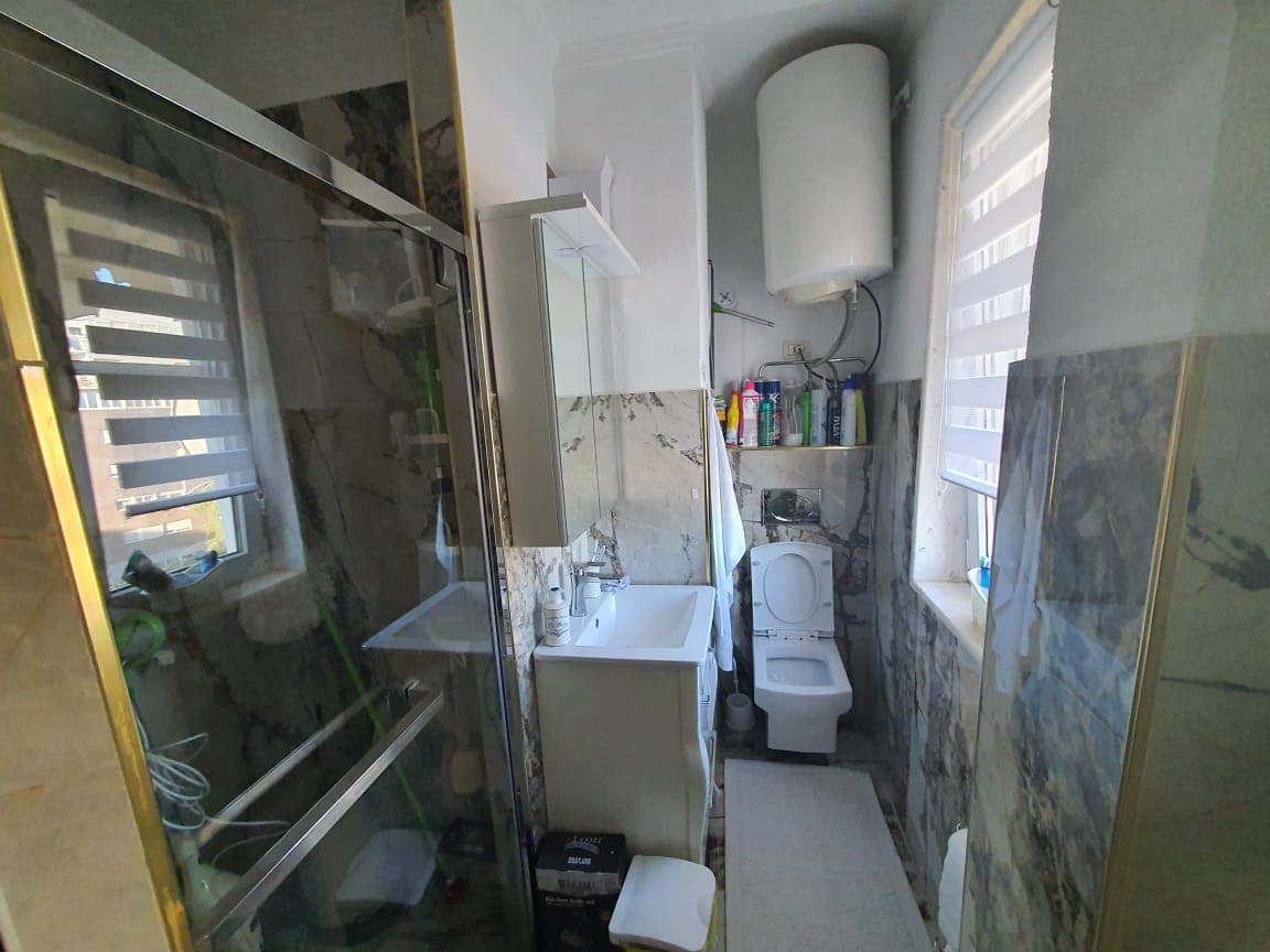 Shitet Apartament 2+1 2