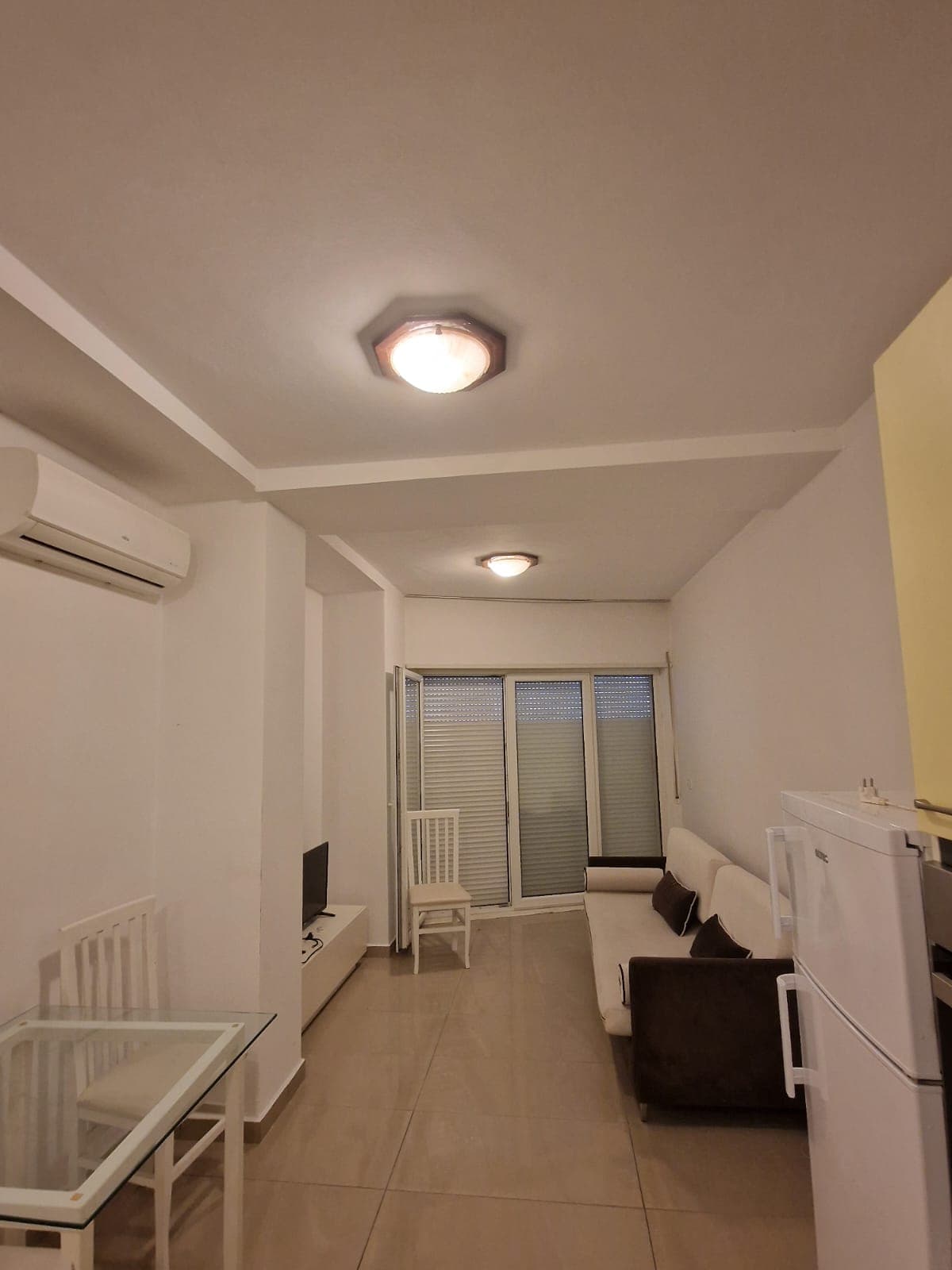 Apartament 4