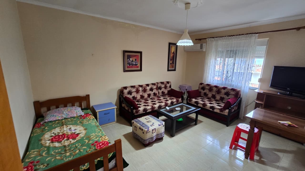 Apartament 4