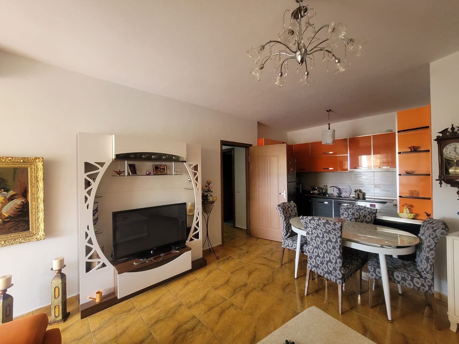Apartment for sale in Tiranë 4