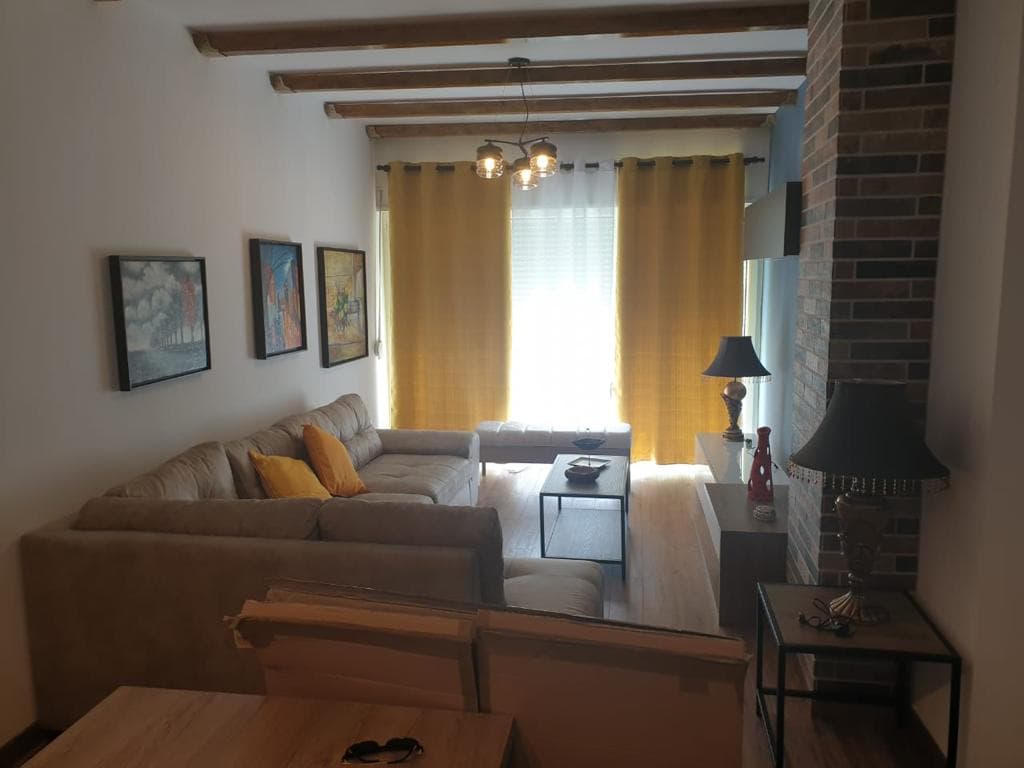 Apartament 2+1+2 tek Kodra e Diellit me siperfaqe totale 107m² 2