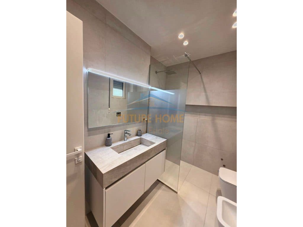 Shitet, Apartament 1+1+Post Parkimi, Perla Resort, Gjiri Lalëzit