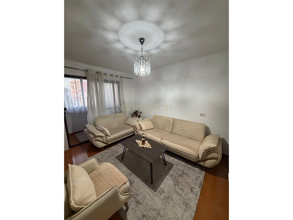 Apartment 2+1 For Rent in Center Shkodra - 350€