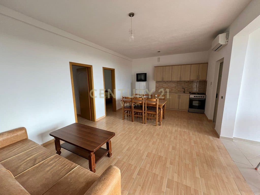 Apartament 3+1 Për Shitje në Velipojë
