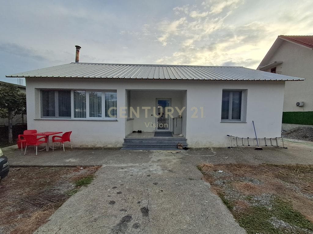 Shtëpi private + toke Në Shitje në Boric i Vogel, Shkodër | 2225 m²