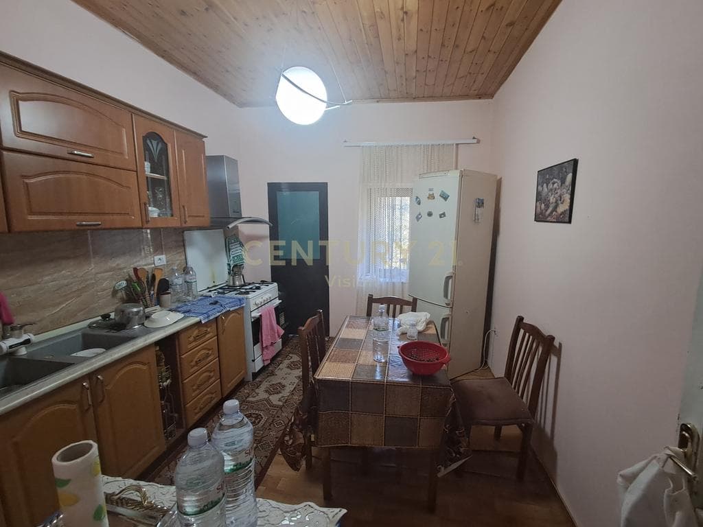 Shtëpi private 2-kateshe Për Shitje në Tepe, Unaza Lindore, Shkodër | 1140 m² 4