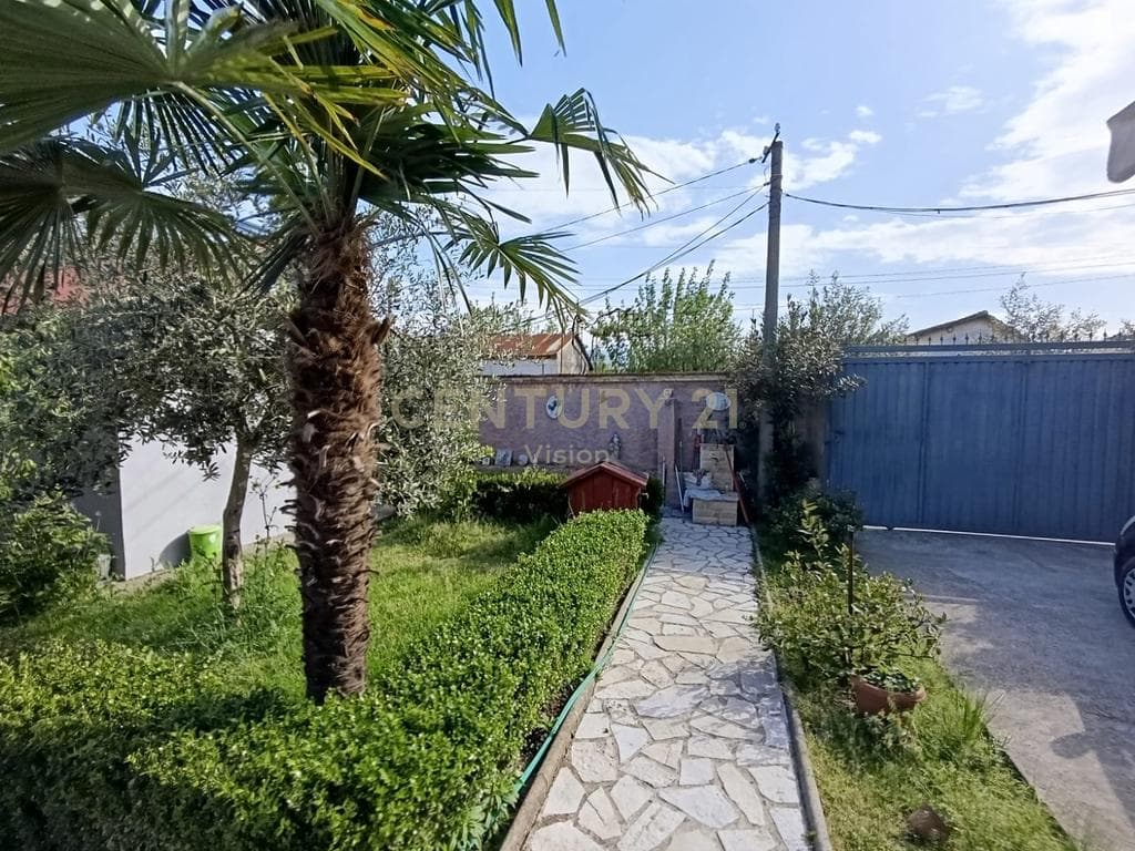 Vilë 2 kateshe Në Shitje në Hot, Shkoder - 150,000€ | 500 m² 3
