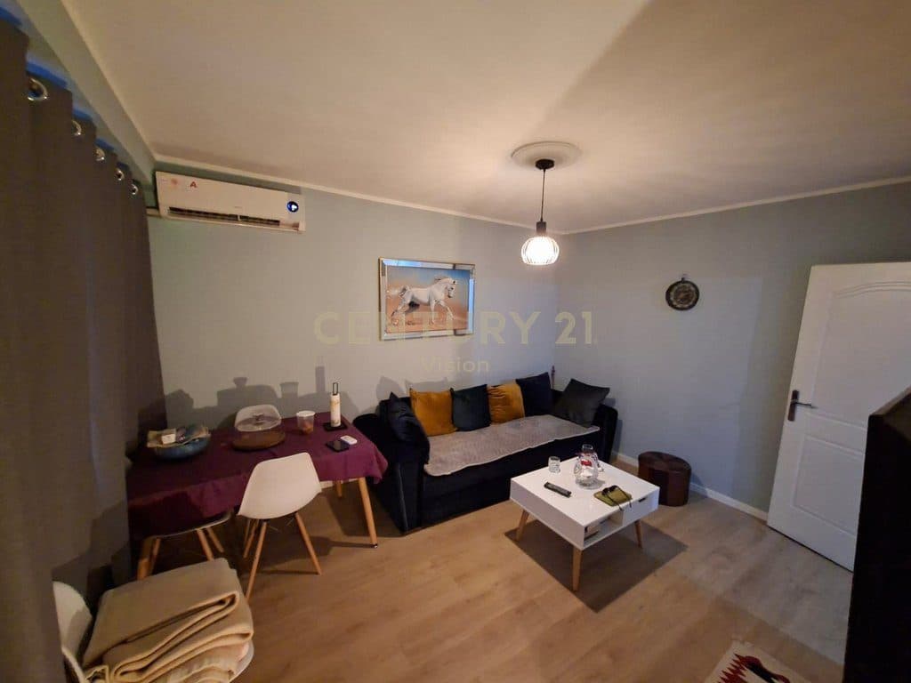 Apartment 1+1 For Sale on Train Station Street Shkodër