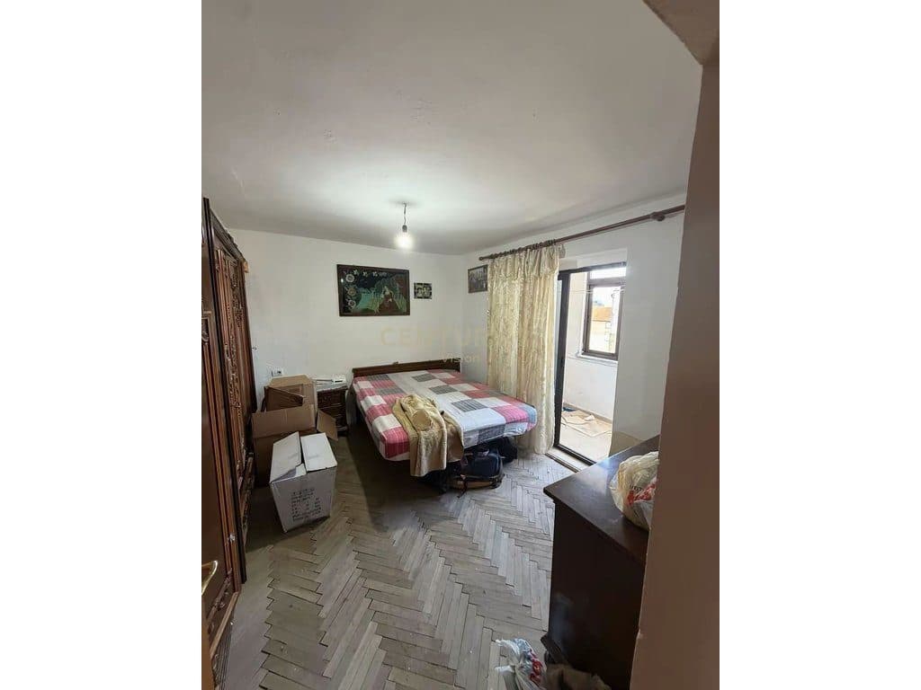 2+1 Apartment for Rent in Shkodër 300€ 4