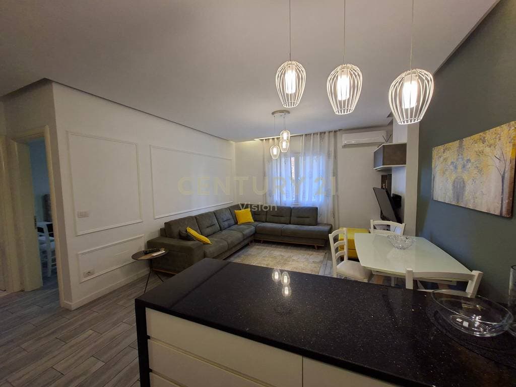 Apartment 2+1+2 for sale near Restaurant Tradita Shkoder 4