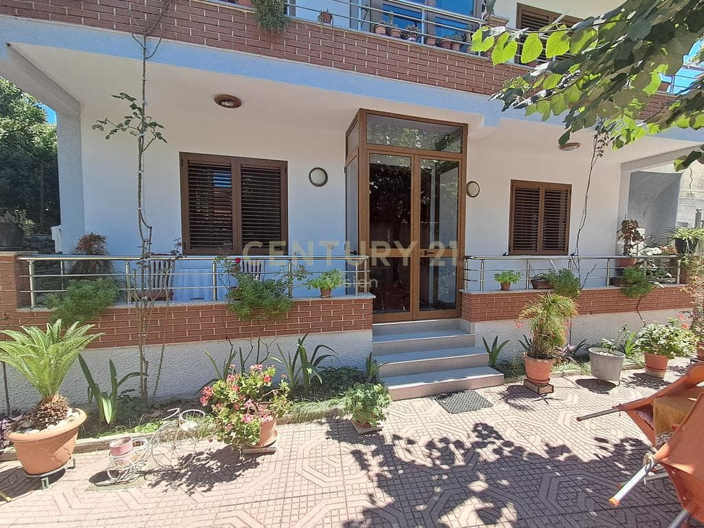 Jepet kati i pare i nje shtepie private me Qira, Arra e Madhe, Shkodër | 70 m² 2