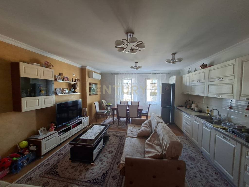 Apartament 3+2 Për Shitje në Sarreq Shkodër - 336,000€ | 168 m² 3