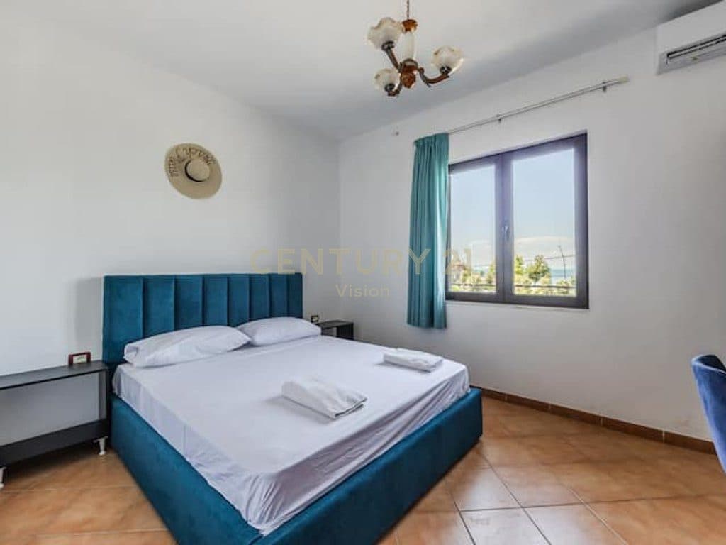 Vilë 2-kateshe me qira në qender te Shirokes , Shkodrës | 100 m²
