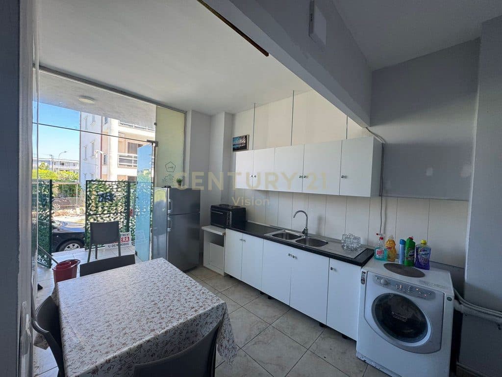 Business premises for sale in Velipojë, Shkodër 2