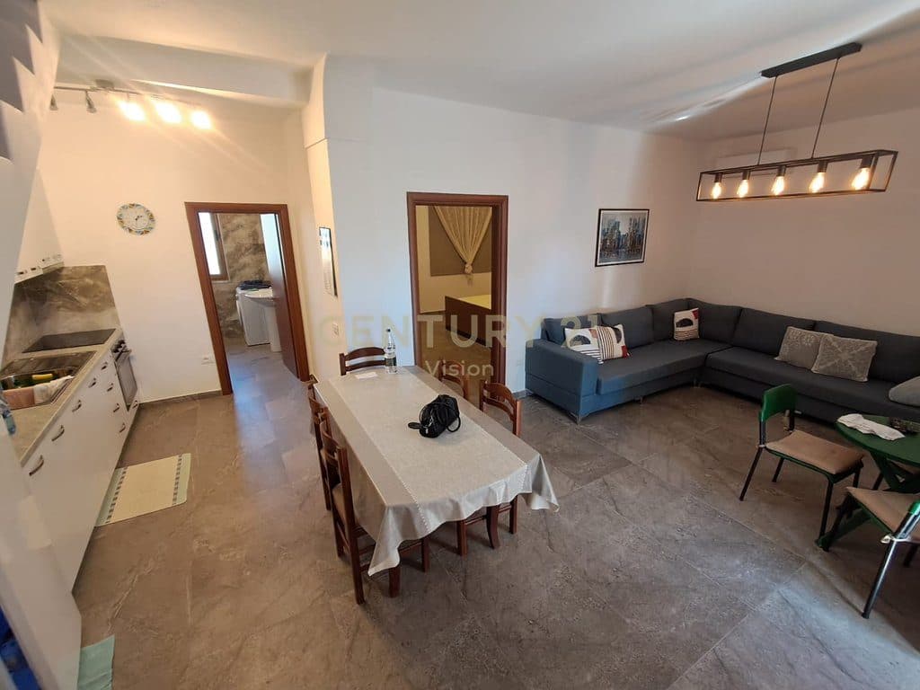 Shtëpi private 3-kateshe Për Shitje , Hardhiat e Egra, Shkodër | 178 m²