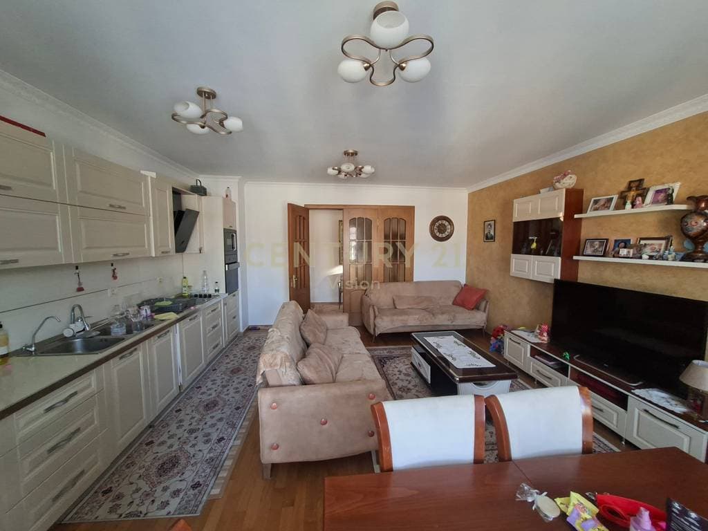 Apartament 3+2 Për Shitje në Sarreq Shkodër - 336,000€ | 168 m² 2