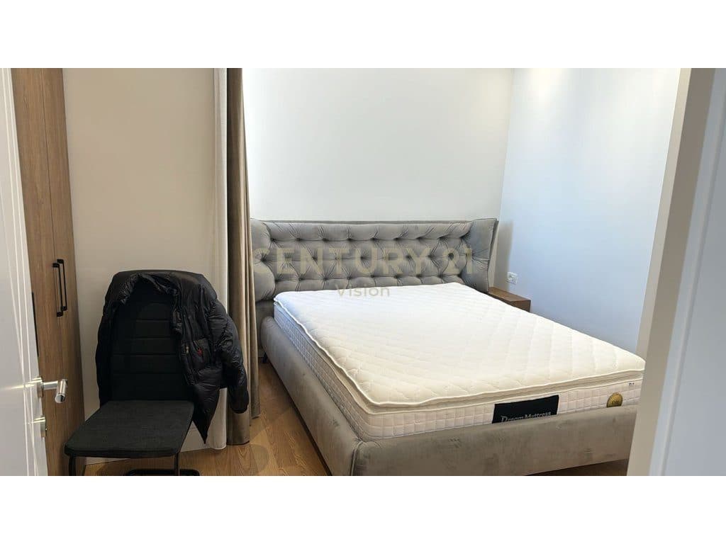 Apartament 2+1+2 për shitje në qendër, Tiranë - 116 m² 4