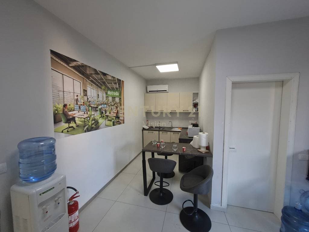 Business premises for rent in the center of Shkodra 3