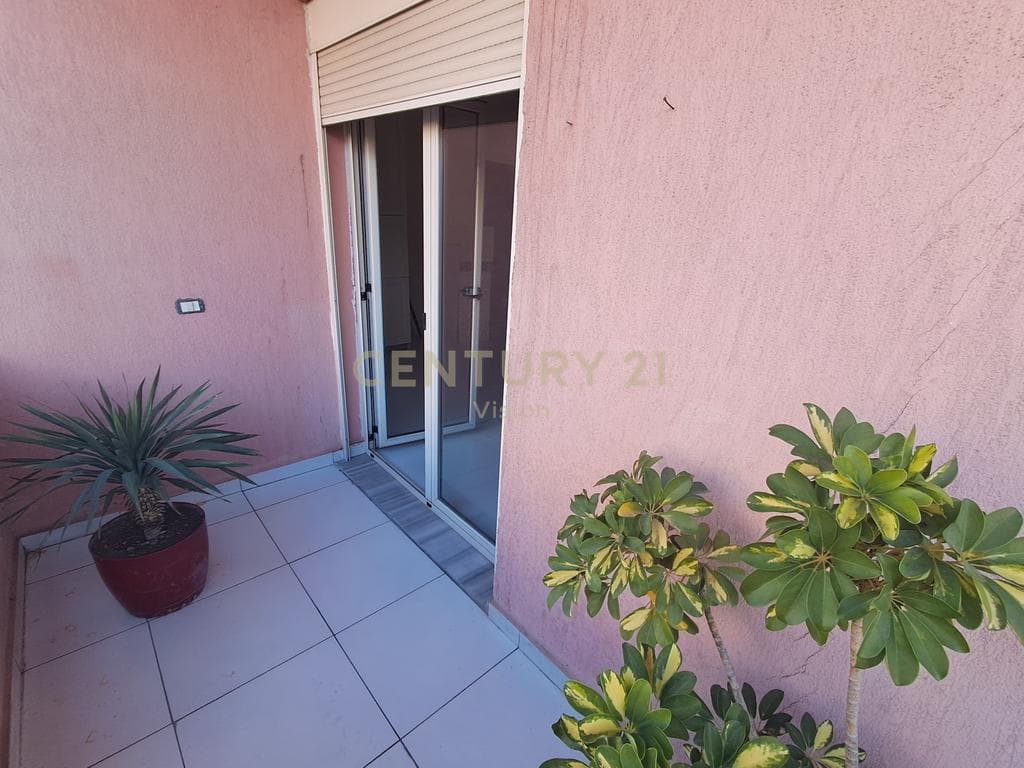 Apartament 2+1+2 per shitje, Ura Dervishbeg, Shkoder - 111 m2 2