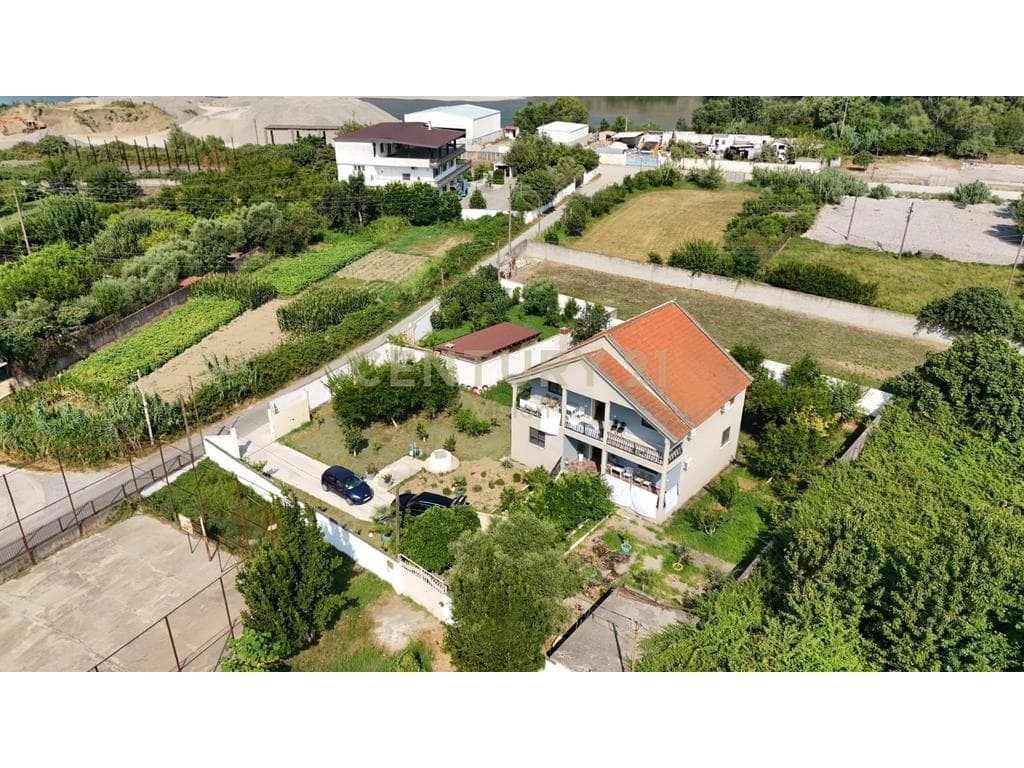 Shitet Vilë në Bahçallëk, Shkodër.