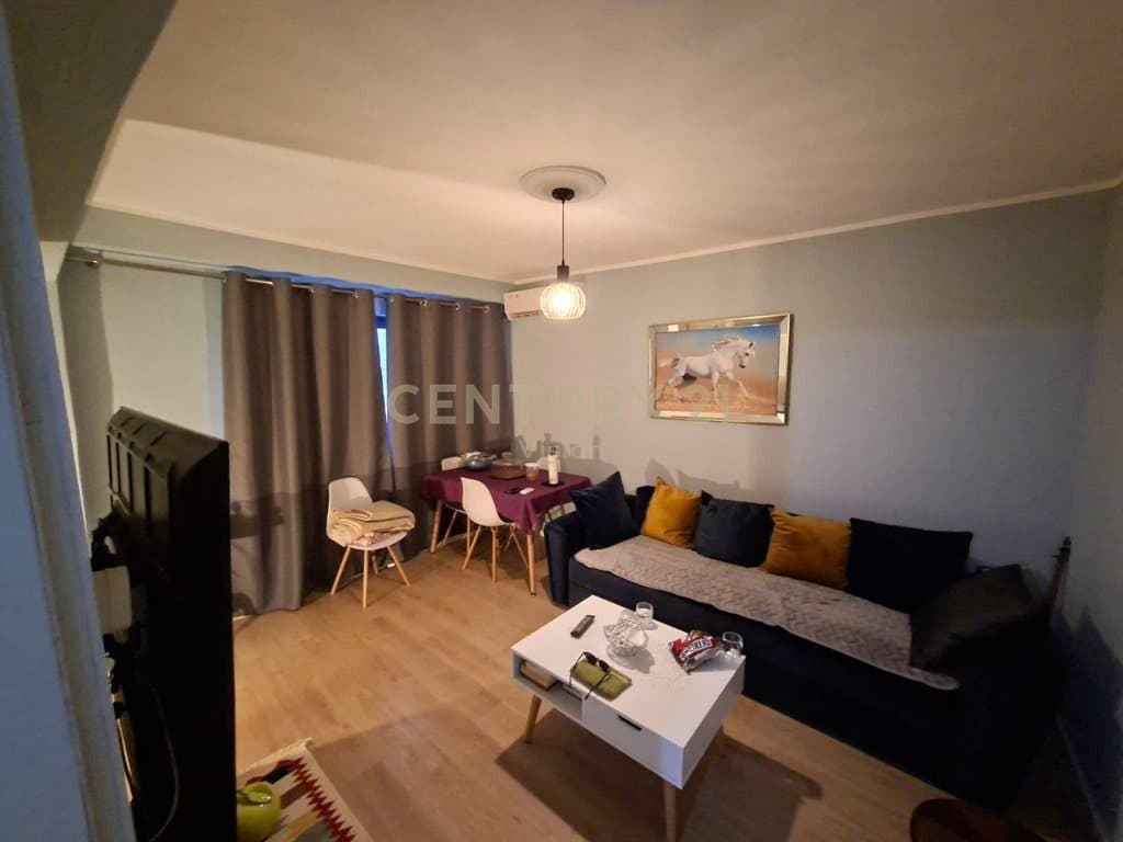 Apartment 1+1 For Sale on Train Station Street Shkodër 2