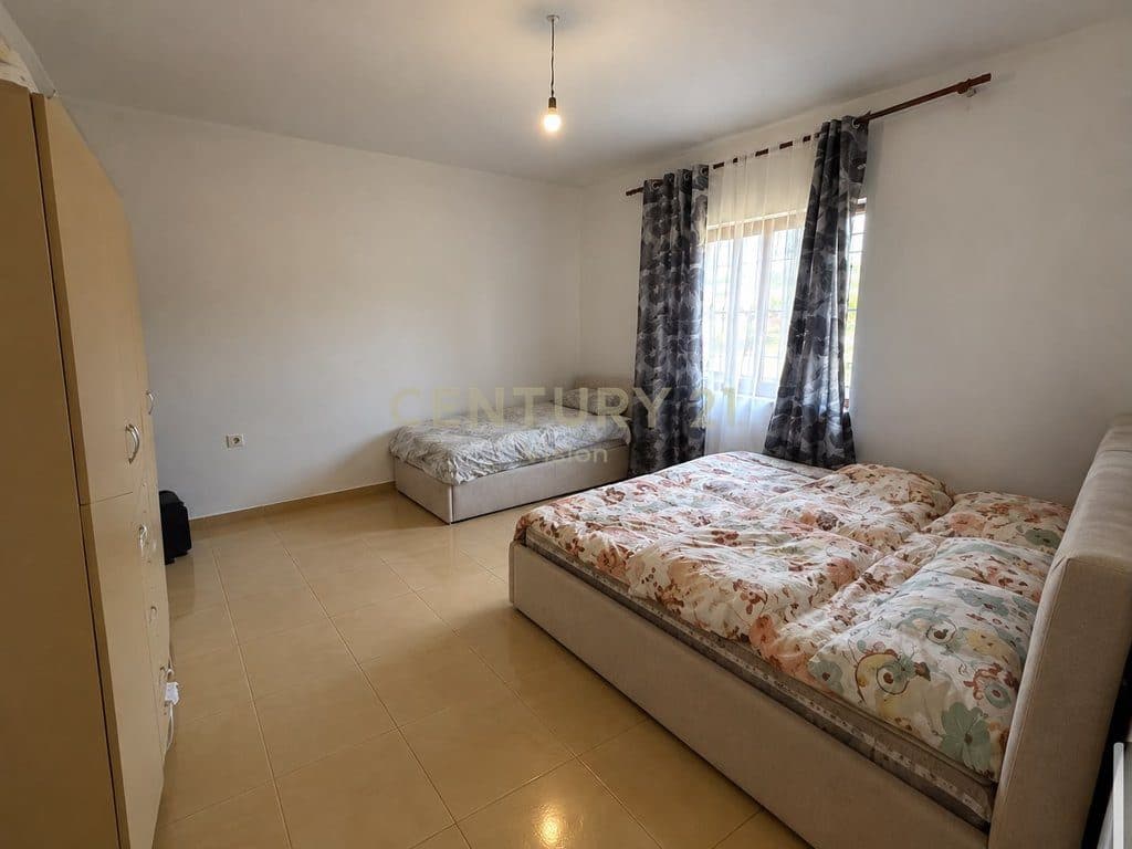 Shtëpi 2-kateshe + toke me qira në Beltoje, Shkoder | 3000 m² 4