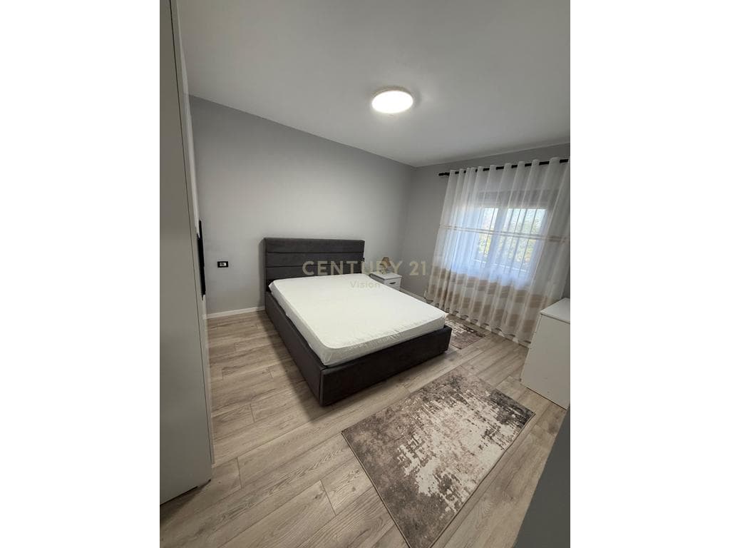 Apartament 1+1 për Qira në Tophane, Shkodër | 55 m²