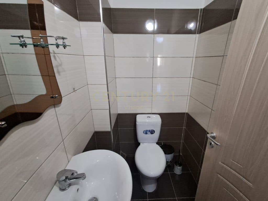 Apartament 2+1+2 me qira afer sahatit, Shkodër | 110 m² 4