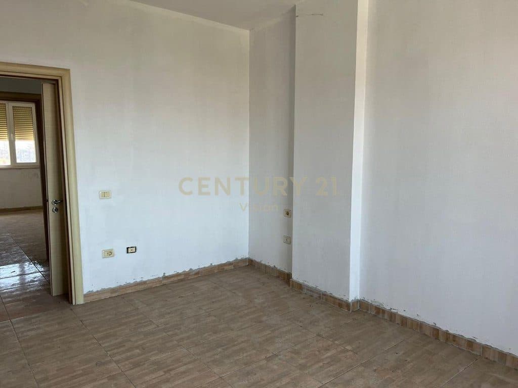Apartament 2+1 Për Shitje në Qendër, Shkodër 4