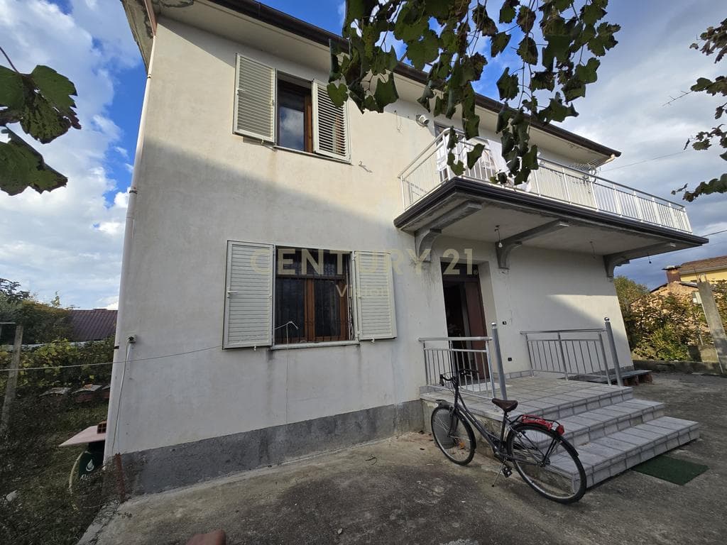 Shtëpi private 2-kateshe me qira në Hardhiat e Egra , Shkodër | 300 m²