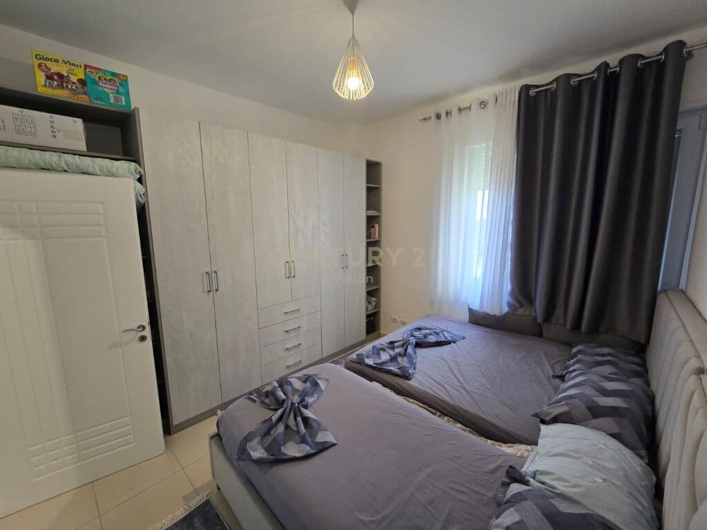 Shitet 1+1 ne Velipoje tek Grand Europa Resort 3