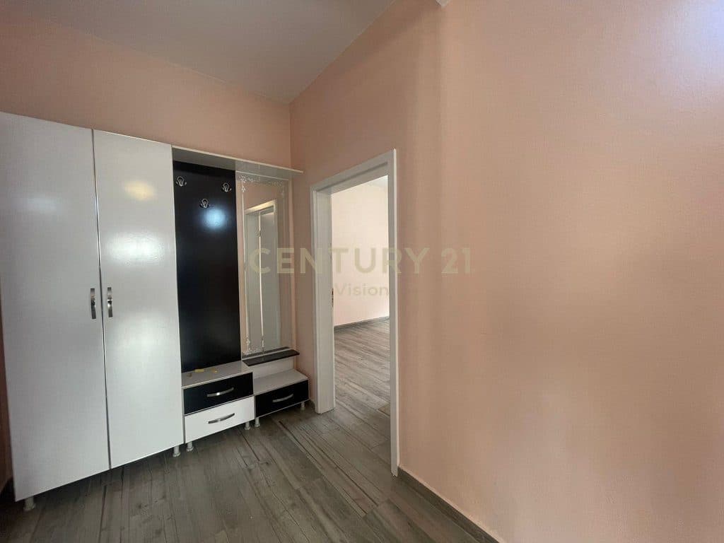 Apartament 3+1 Me Qira në Qendër, Shkodër | 120 m² 3