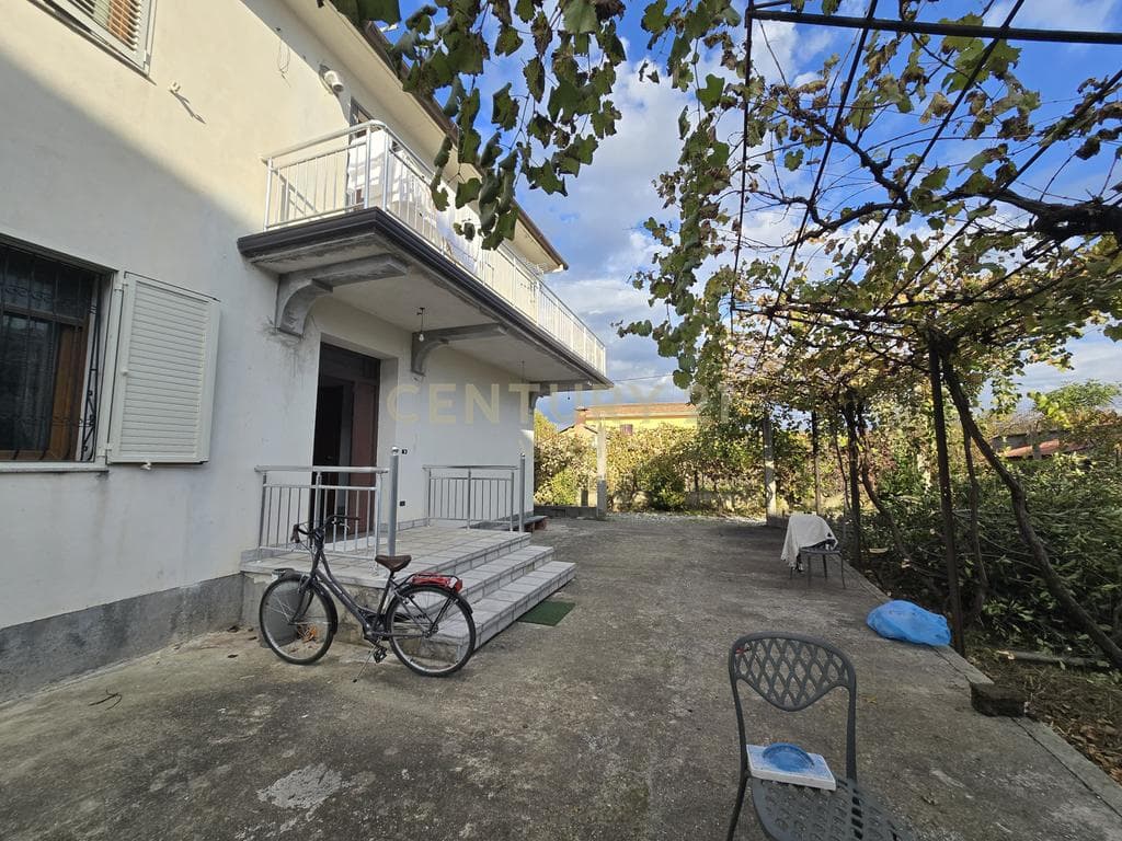 Shtëpi private 2-kateshe me qira në Hardhiat e Egra , Shkodër | 300 m² 2