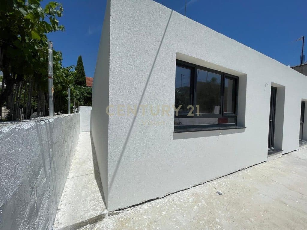 Shtepi private 2+1 në shitje në Qender te Velipojës, Shkodër - 170,000€ | 123 m² 3