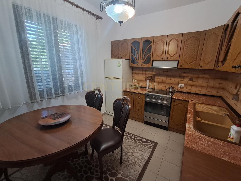 Jepet kati i pare i nje shtepie private me Qira, Arra e Madhe, Shkodër | 70 m² 4