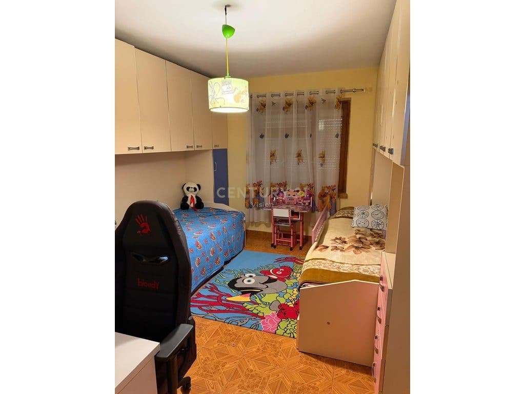 Apartment 2+1 For Rent in Center Shkodra - 350€ 4