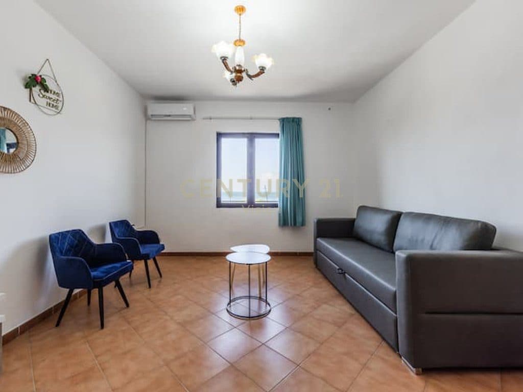 Vilë 2-kateshe me qira në qender te Shirokes , Shkodrës | 100 m² 4