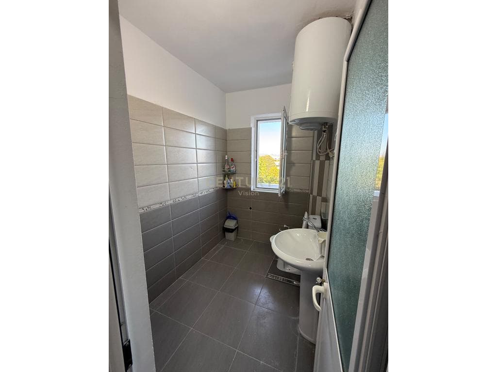 Apartament 1+1 për Qira në Tophane, Shkodër | 55 m² 3