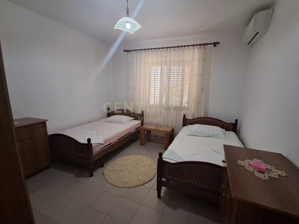 Jepet kati i pare i nje shtepie private me Qira, Arra e Madhe, Shkodër | 70 m² 3