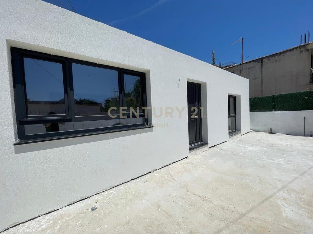 Shtepi private 2+1 në shitje në Qender te Velipojës, Shkodër - 170,000€ | 123 m² 2