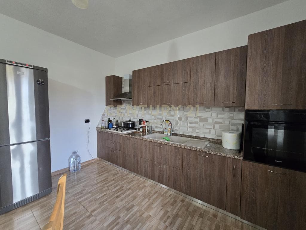Shtëpi private 2-kateshe me qira në Hardhiat e Egra , Shkodër | 300 m² 4