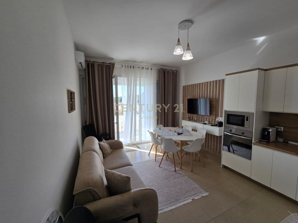Shitet 1+1 ne Velipoje tek Grand Europa Resort 3